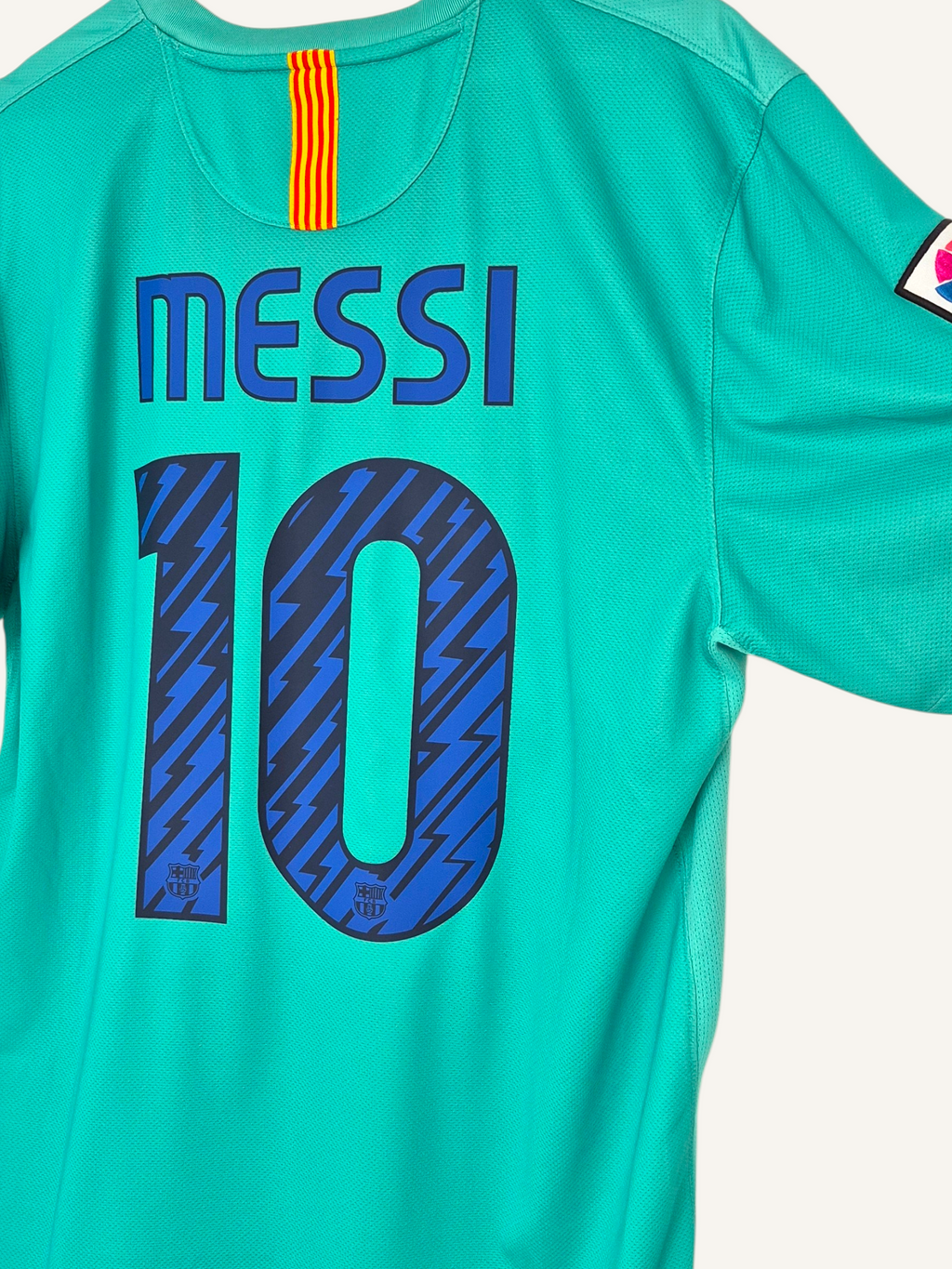 FC Barcelona 2010-2011 Messi Away Shirt (L)