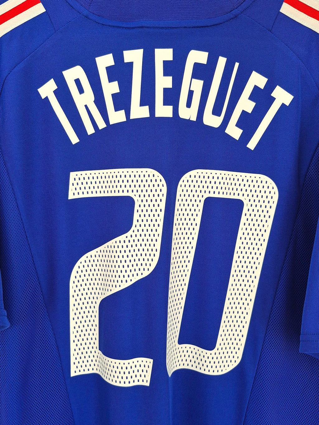 France World Cup 2002 Trezeguet Home Shirt (XXL)