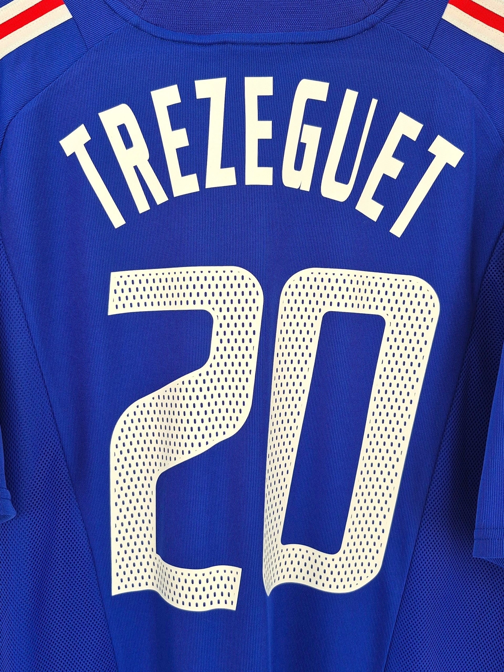 France World Cup 2002 Trezeguet Home Shirt (XXL)