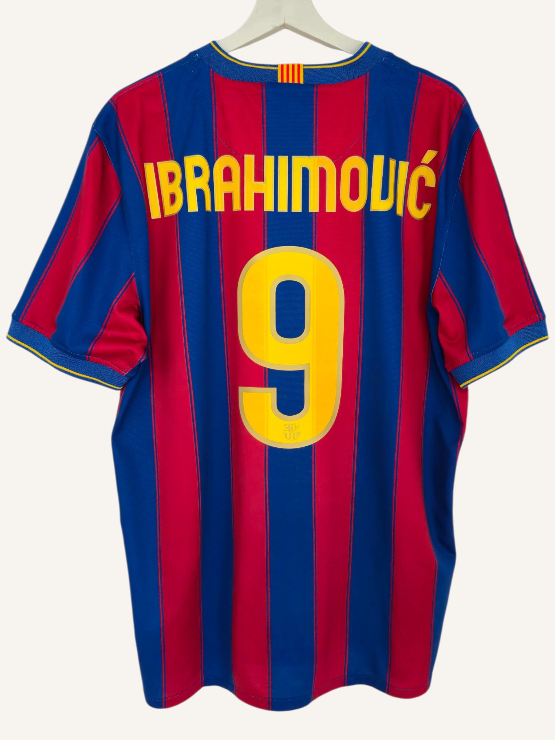 FC Barcelona 2009-2010 Ibrahimovic Home Shirt (XL)