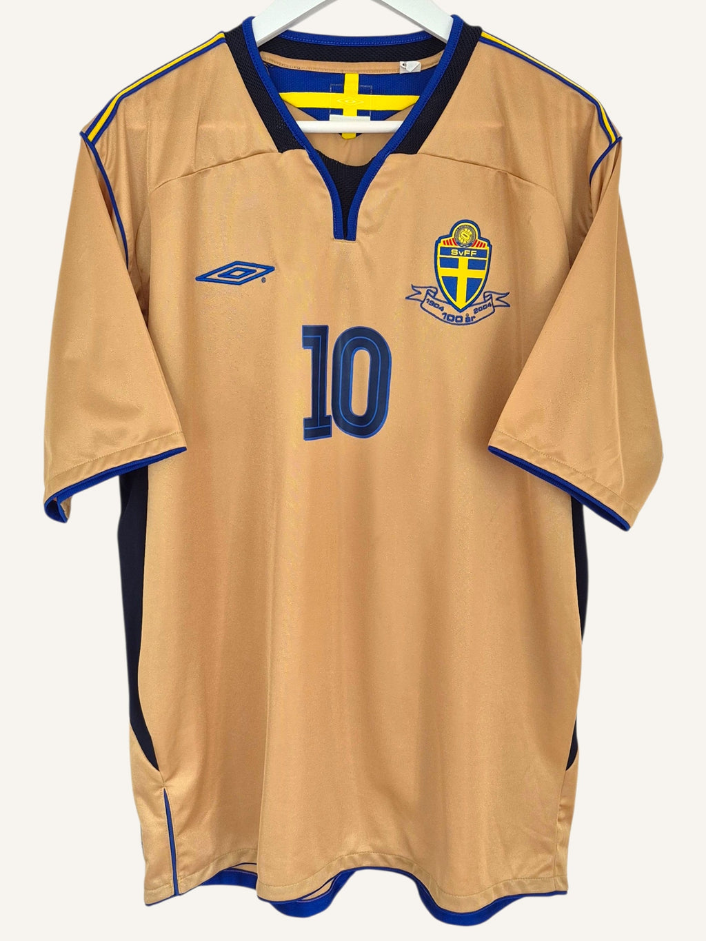 Sweden 2004 Ibrahimović Centenary Home Shirt (XXL)