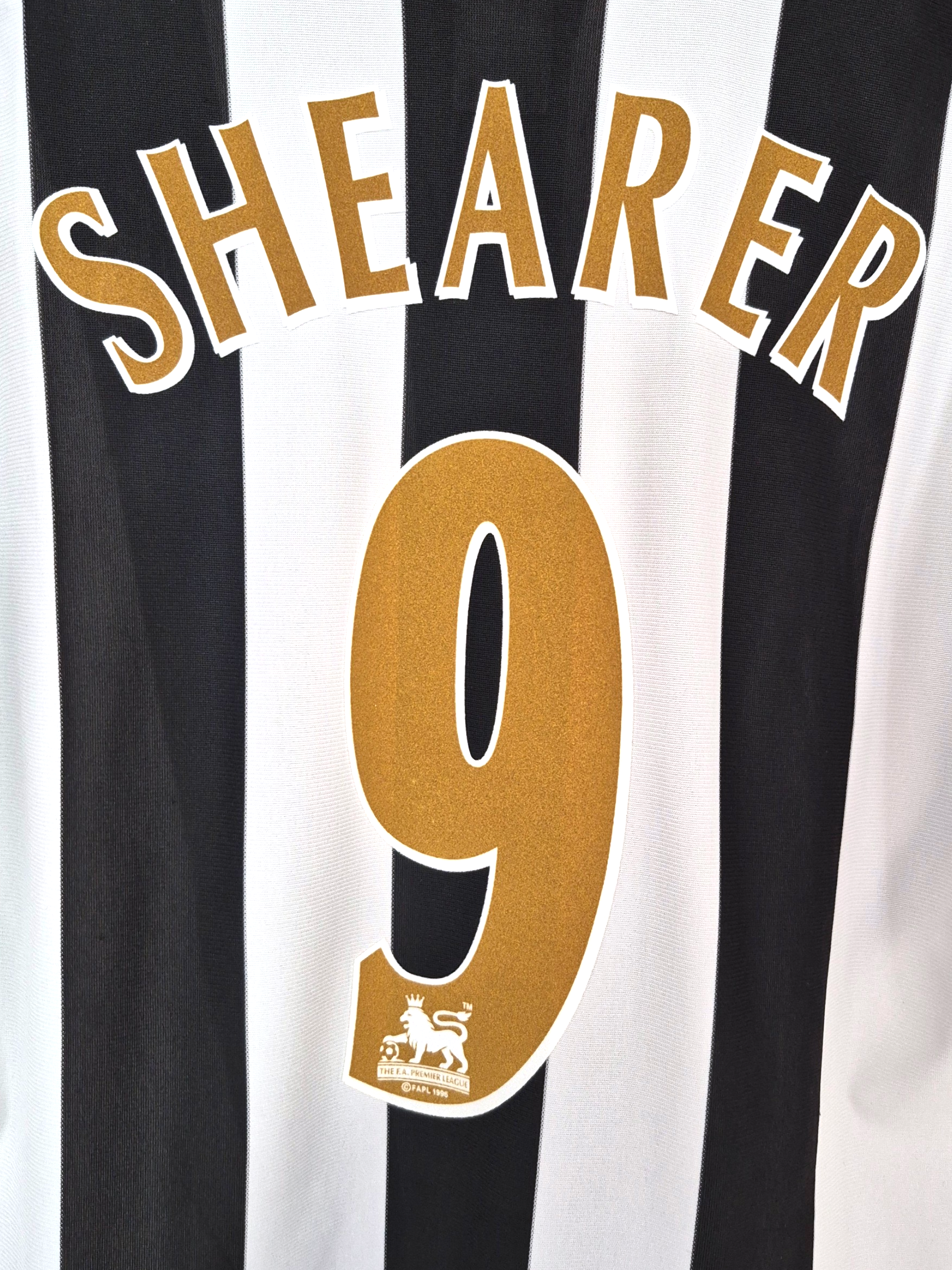 Newcastle United FC 2005-2006 Shearer Home Shirt (XL)
