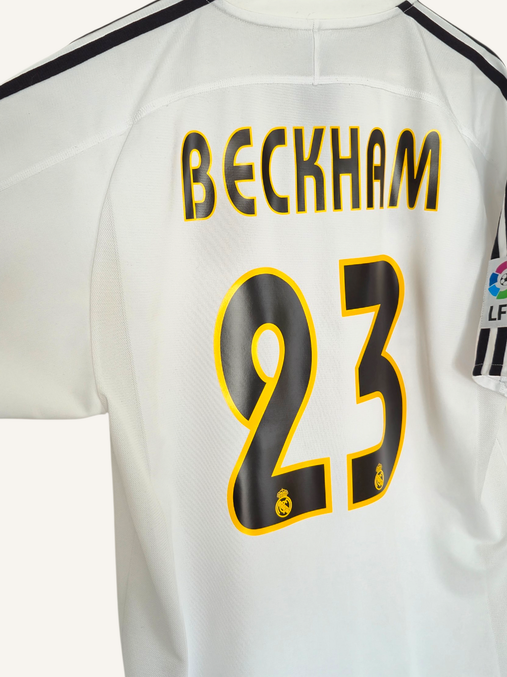 Real Madrid 2003-2004 Beckham Home Shirt (L)