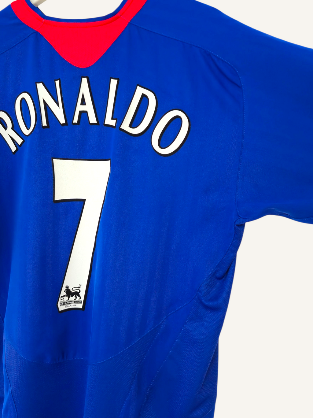 Manchester United 2005-2006 Ronaldo Away Shirt (XL)