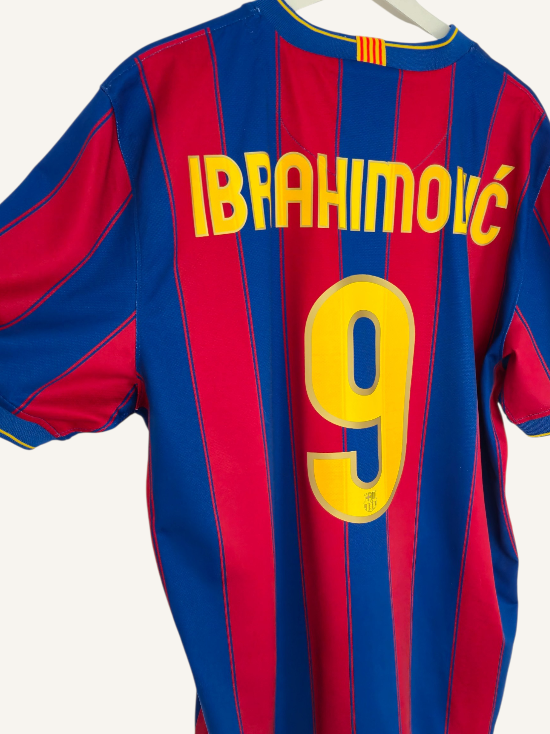 FC Barcelona 2009-2010 Ibrahimovic Home Shirt (XL)