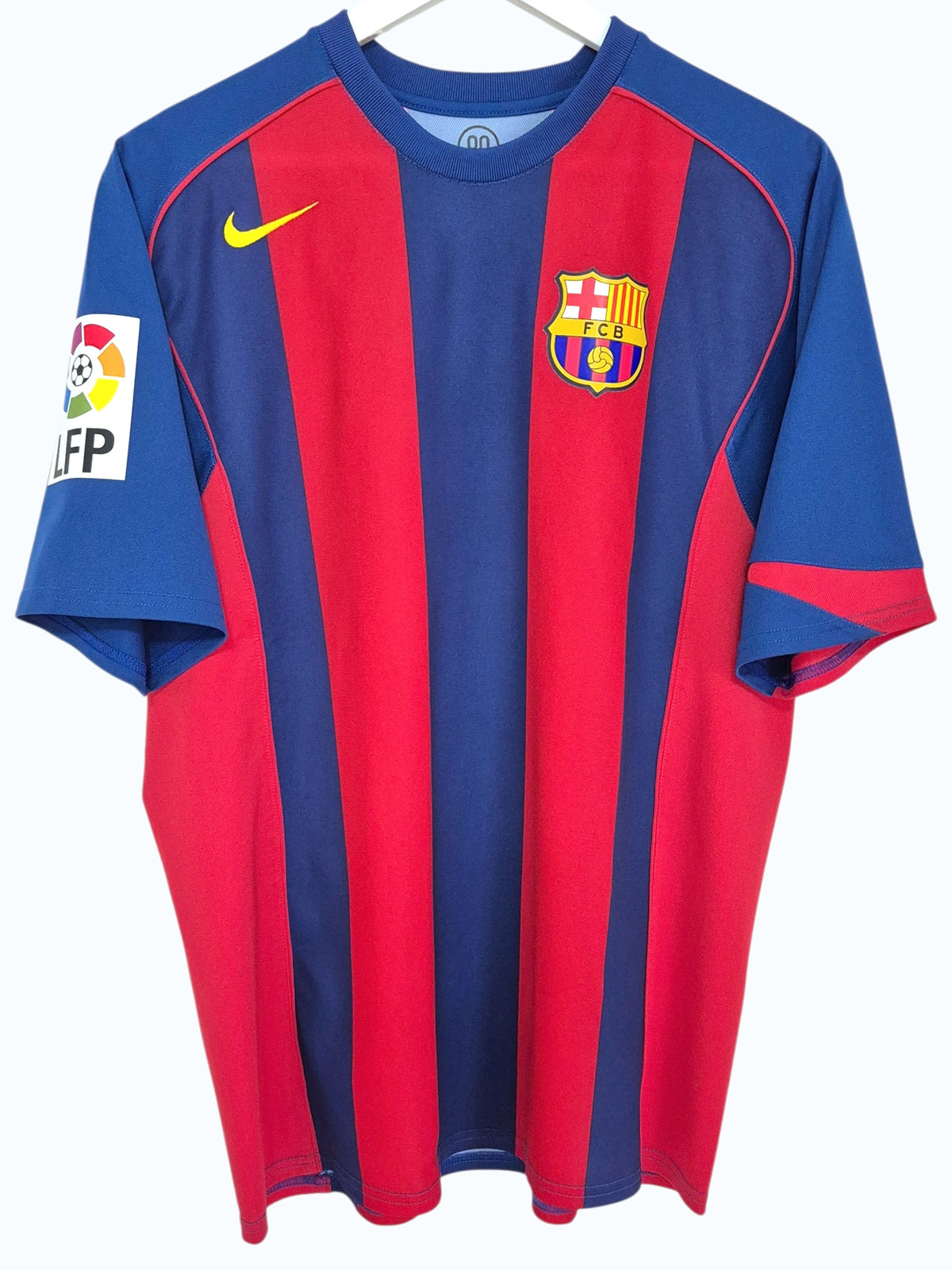 FC Barcelona 2004-2005 Ronaldinho Basic Home Shirt (L)
