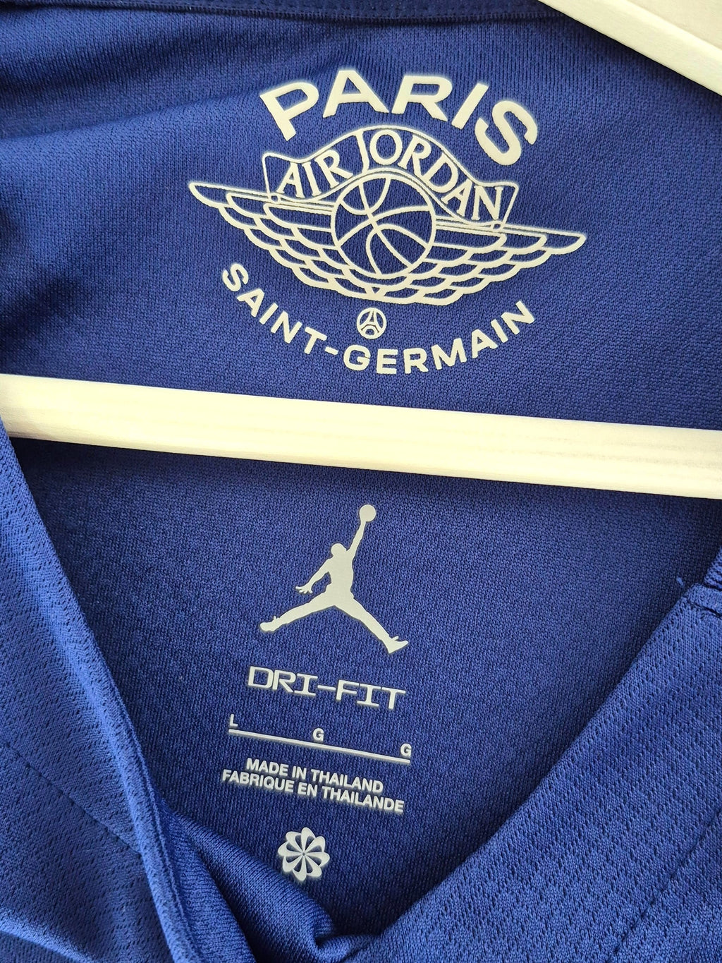 PSG 2024-2025 Jordan Fourth Shirt (L)