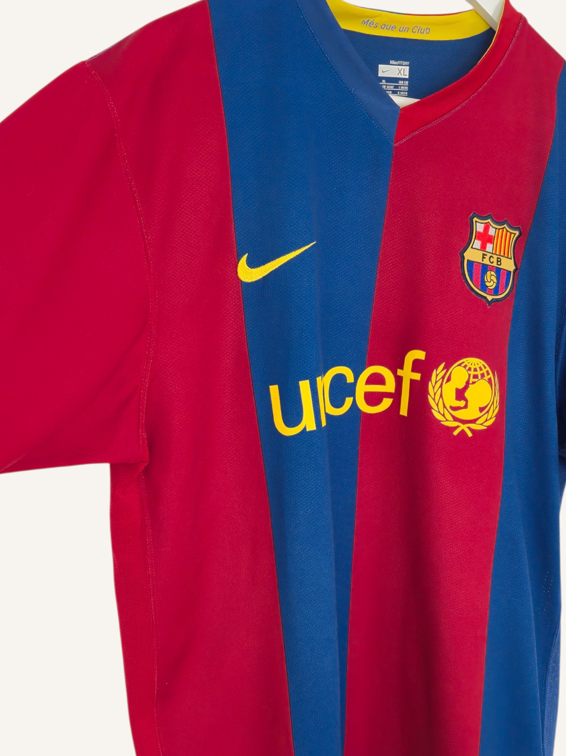 FC Barcelona 2006-2007 Ronaldinho Home Shirt (XL)