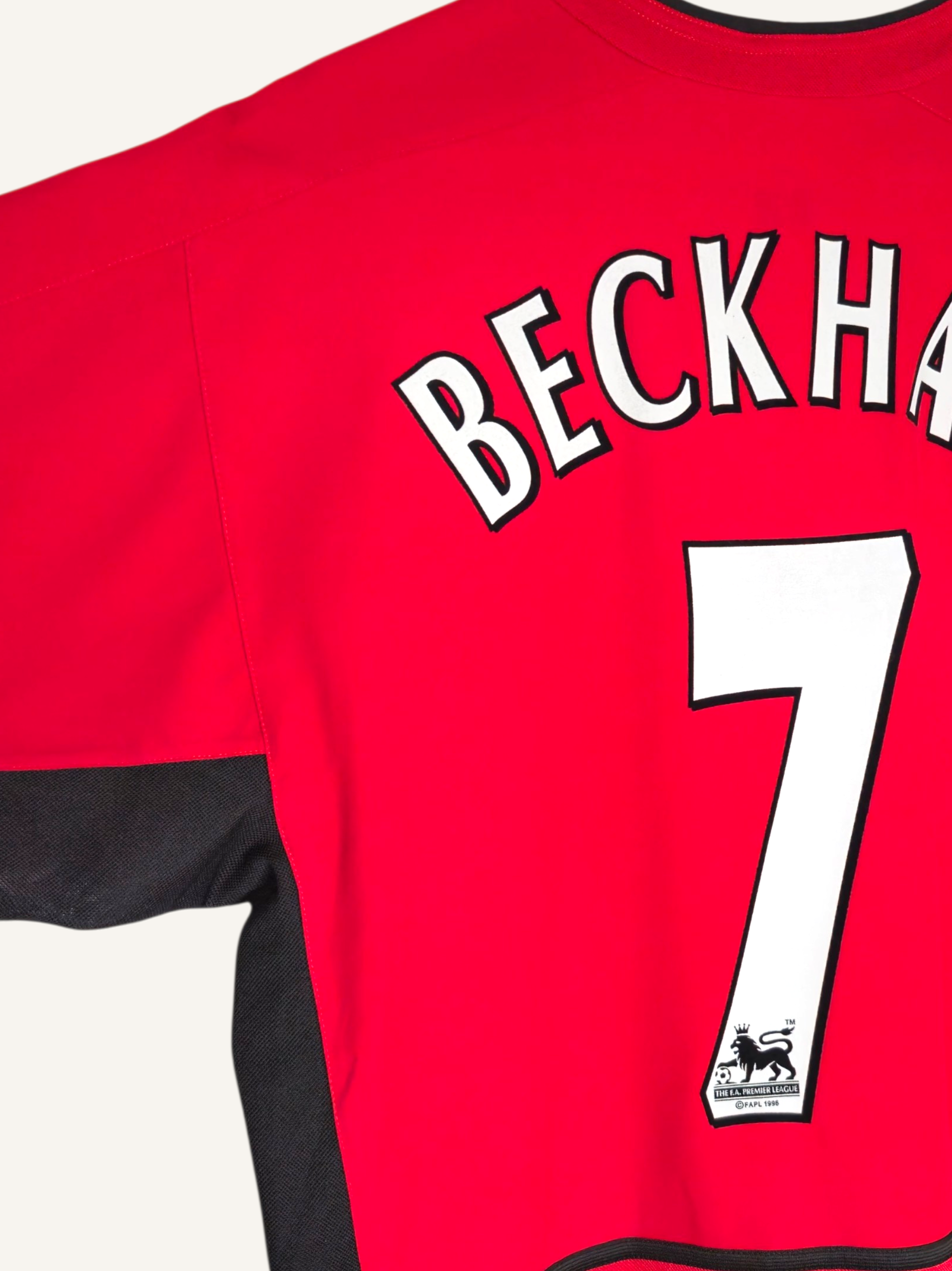 Manchester United FC 2002-2004 Beckham Home Shirt (L)