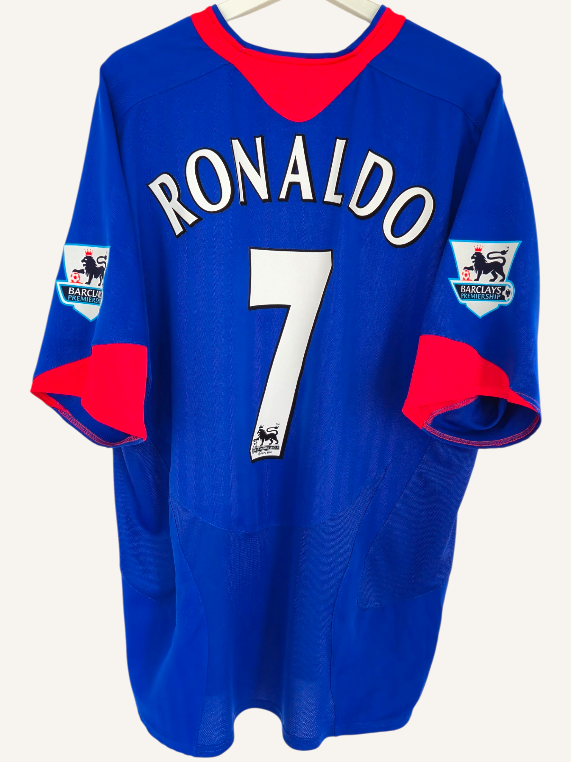 Manchester United 2005-2006 Ronaldo Away Shirt (XL)