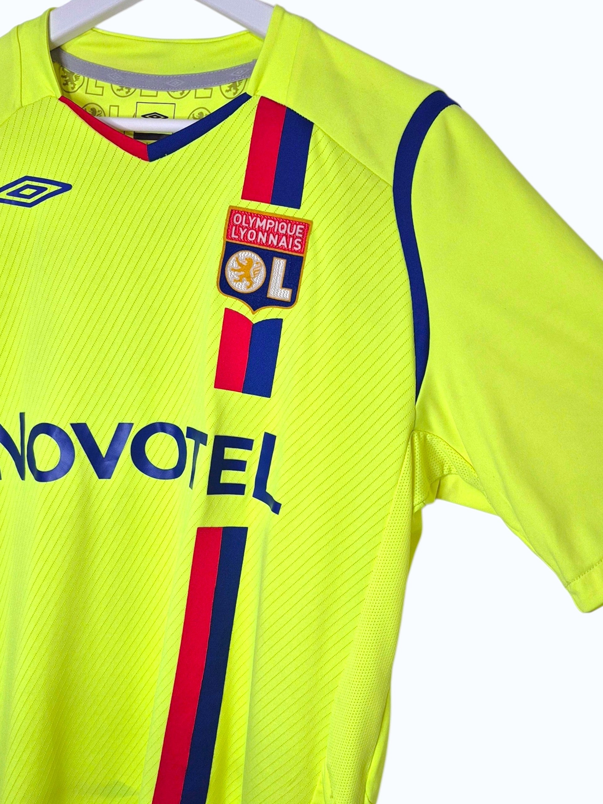 Olympique Lyonnais 2008-2009 Juninho Third Shirt (L)