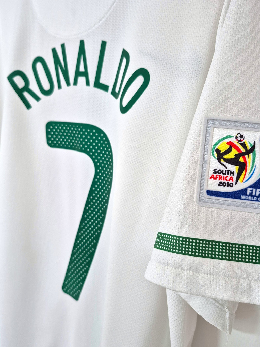 Portugal World Cup 2010 Ronaldo Away Shirt (XL)