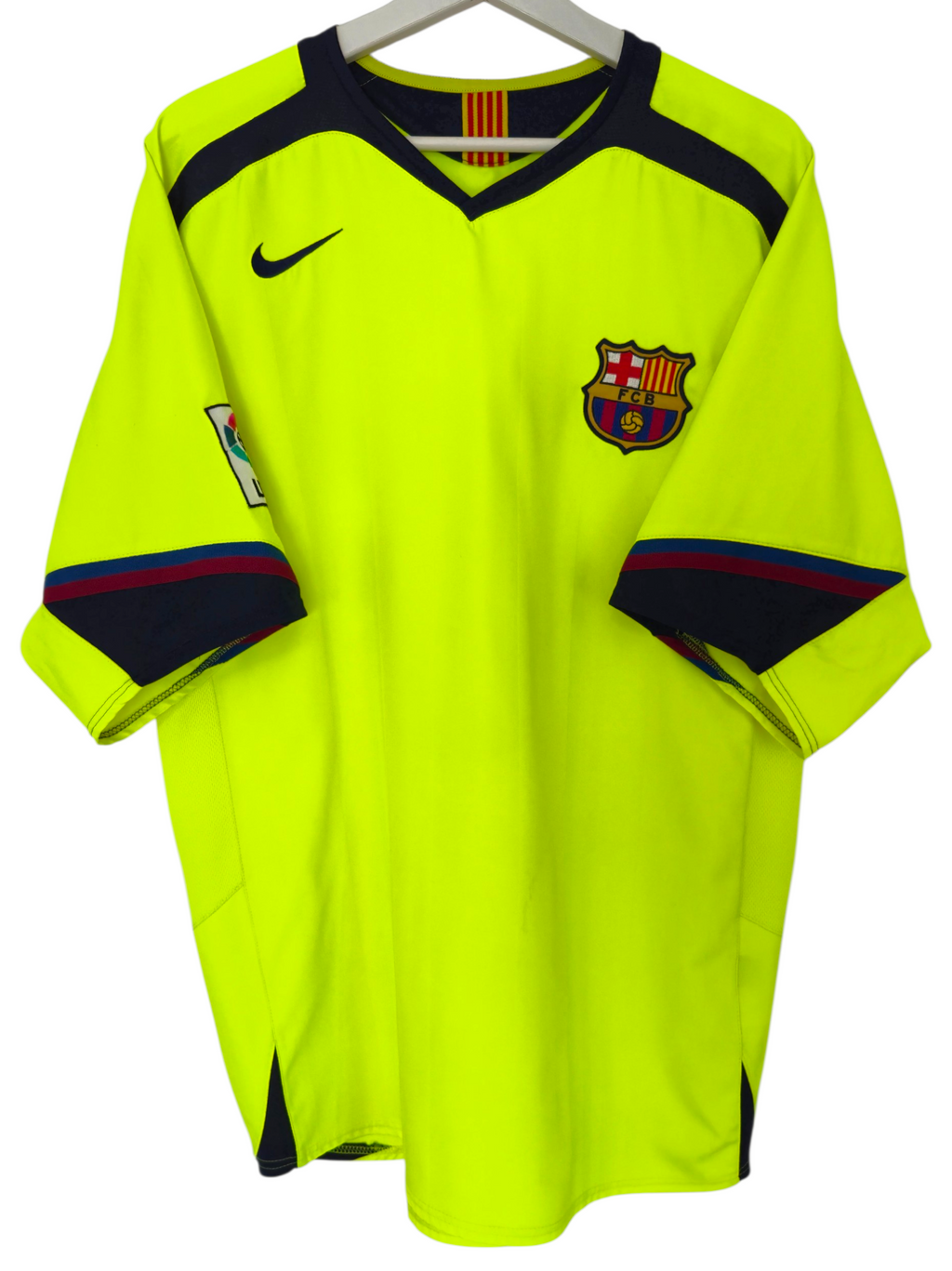 FC Barcelona 2005-2006 Ronaldinho Away Shirt (XL)