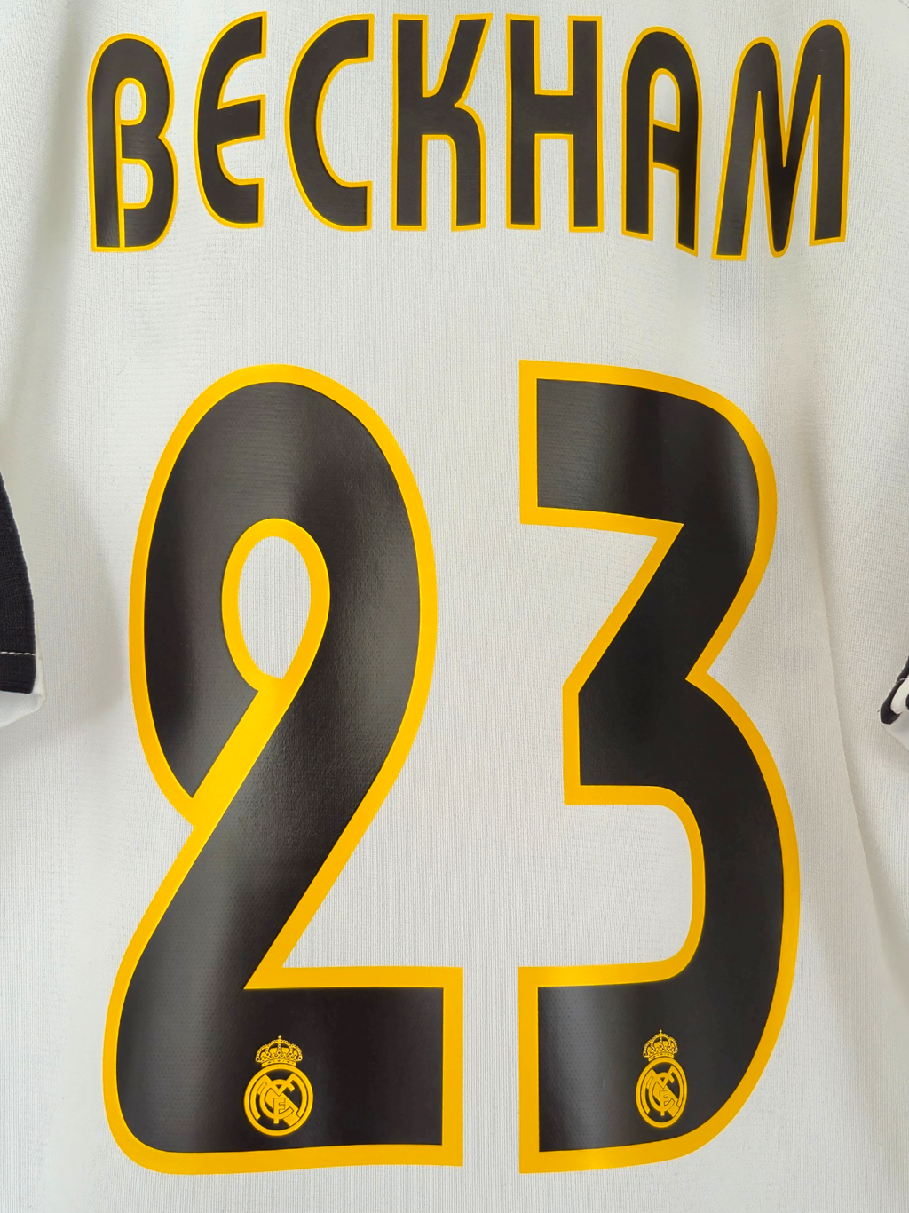 Real Madrid 2003-2004 Beckham Home Shirt (L)